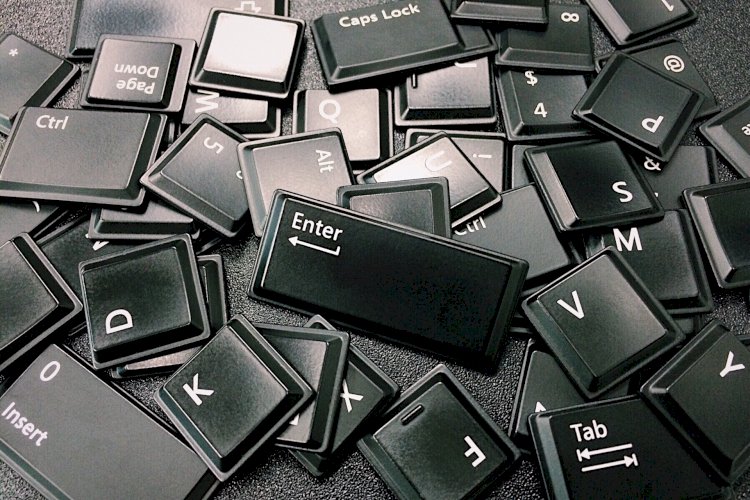 10 Useful Keyboard Shortcuts Every Geek Needs To Know
